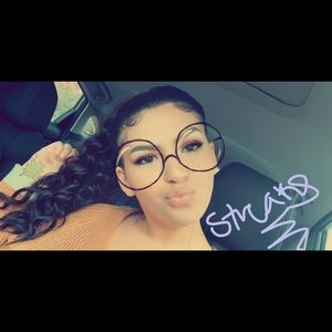 Meet your Posher, Rayanna